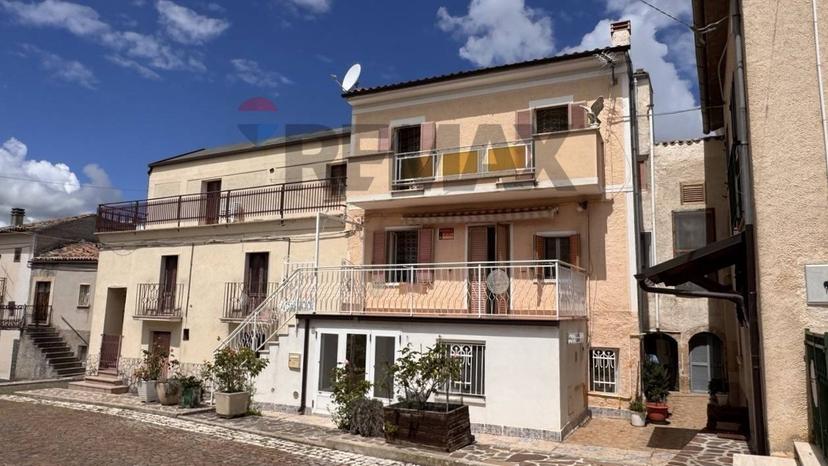 Casa indipendente in Via Mazzini 59, Collepietro — foto 4 di 5