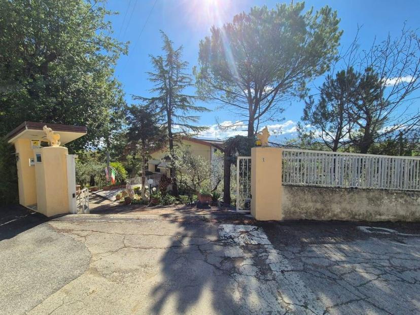 Villa in Contrada Arcitelli 1, Cugnoli — foto 2 di 5
