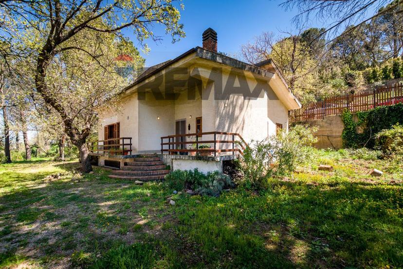 Villa in Via delle  Rondini - Contrada Colombo Snc, Cefalù — foto 4 di 5