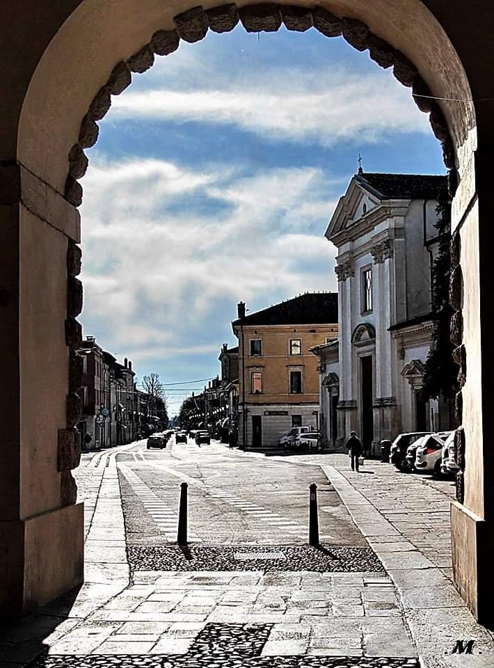 Quadrilocale, Lonigo