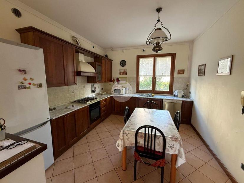Villa in Via Fratelli Cervi 33, Borgo Virgilio — foto 5 di 5
