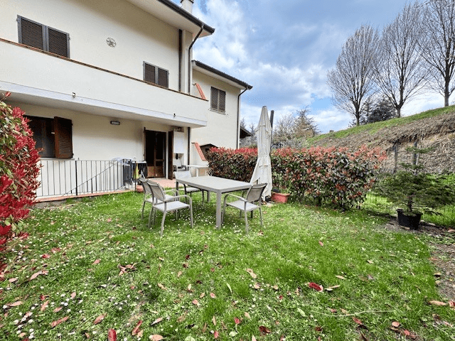 Appartamento in Via Pratallame 4, Vaiano — foto 2 di 5