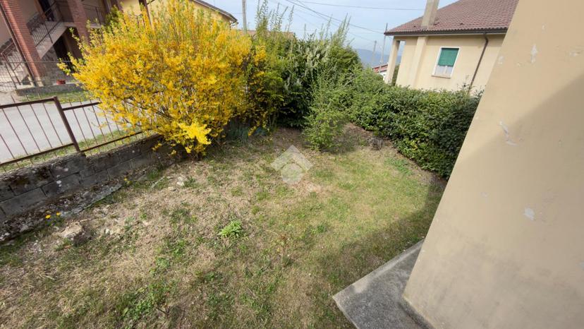 Villa in Frazione Crotta 48, Romagnese — foto 4 di 5