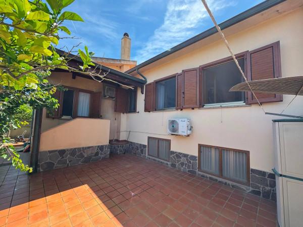 Villa in Via delle Ginestre, Porto Torres — foto 2 di 5