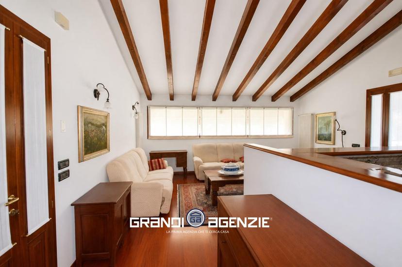 Villa in Viale Louis Pasteur, Treviso