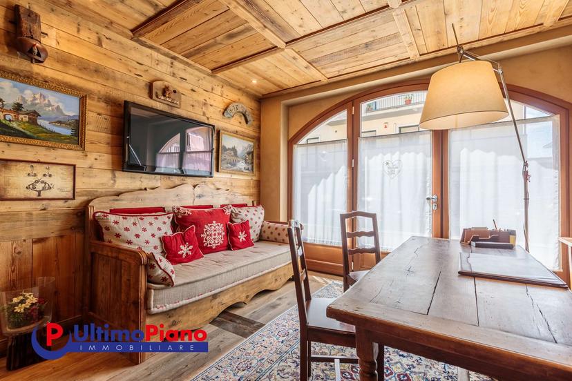 Trilocale in Rue Monseigneur Jean Joconde StéVenin 11, Aosta — foto 3 di 5