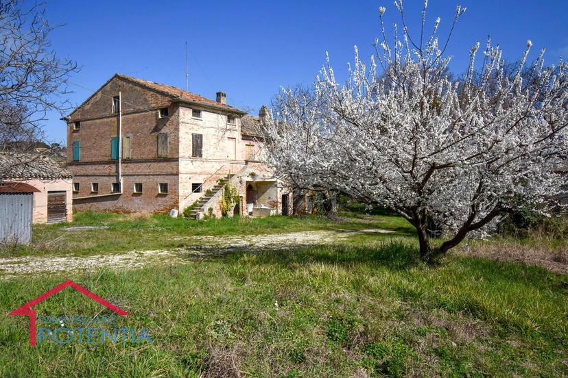 Rustico in C.da Bagnola 2, Potenza Picena — foto 4 di 5