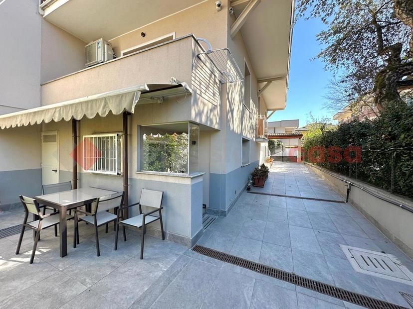 Villa in Via delle Robinie, Opera — foto 3 di 5