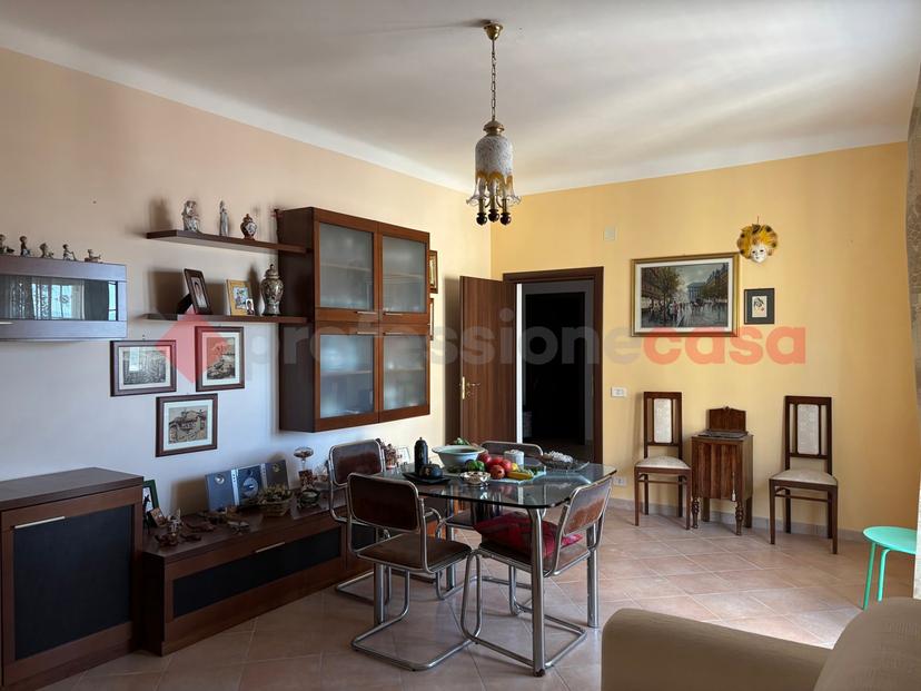 Quadrilocale in Via Mazzini  25, San Giorgio Ionico — foto 3 di 5