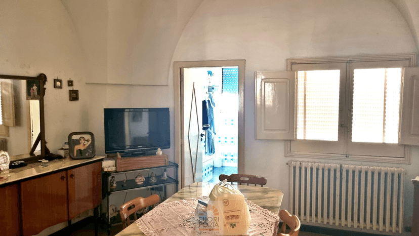 Casa indipendente in Via Giuseppe Mazzini 1, San Pietro in Lama — foto 2 di 5