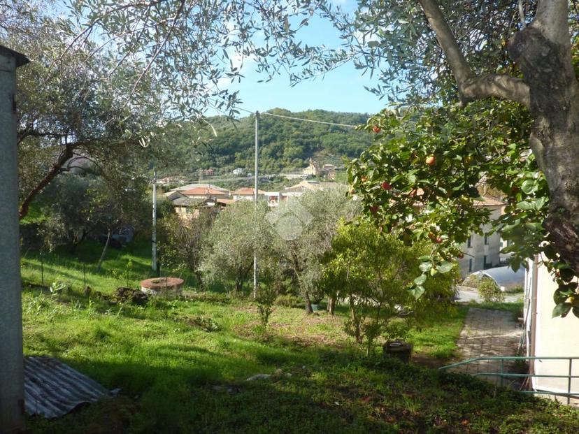 Villa in Via Brigata Berto 8, Cogorno — foto 3 di 5