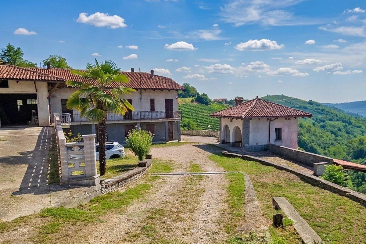 Cascina, Mango