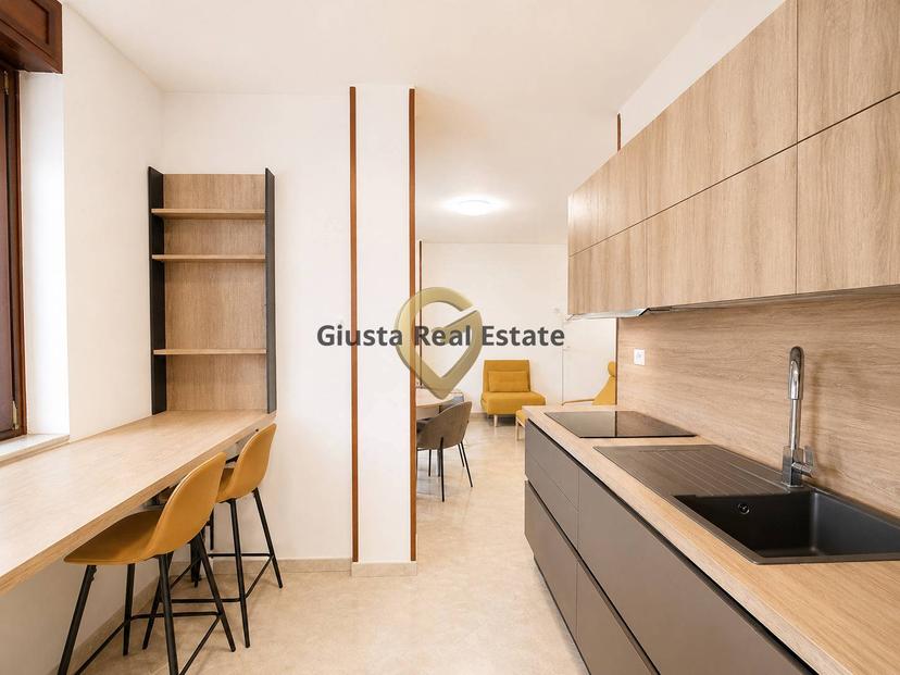 Trilocale in Via Gerolamo Aleandro 11, Brindisi