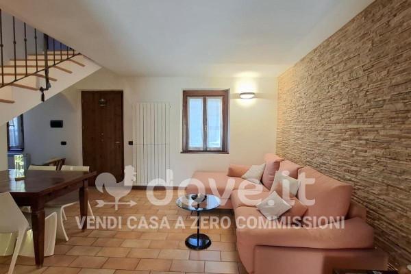 Terratetto unifamiliare in Via XXV Aprile 44, Urbino — foto 3 di 5