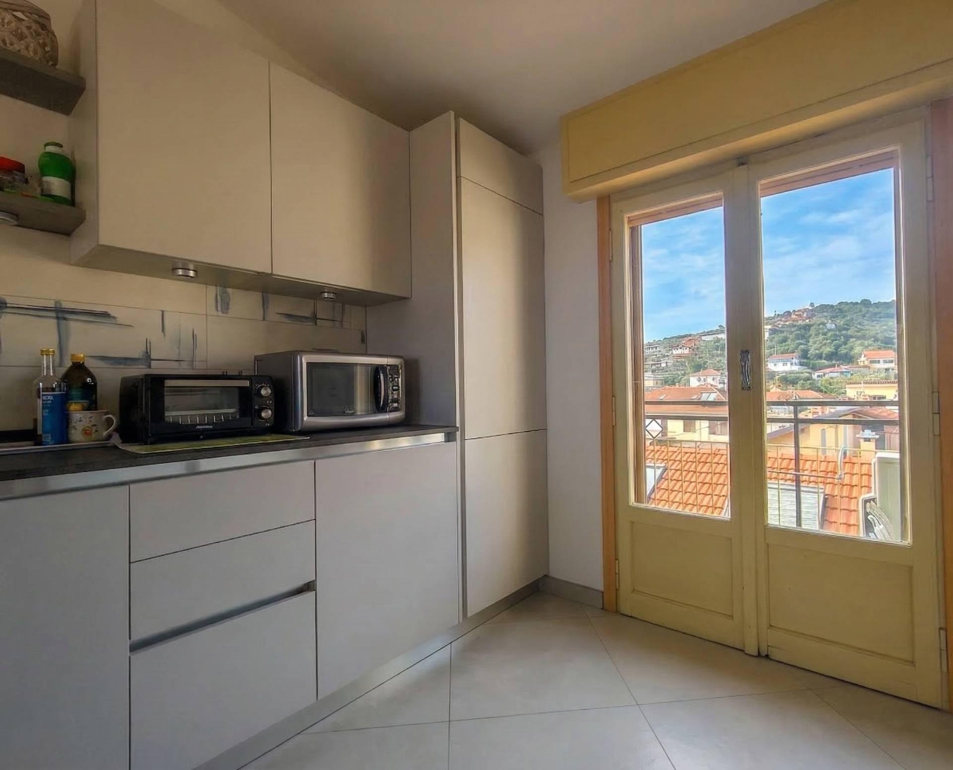 Trilocale in Via Malta, San Bartolomeo al Mare
