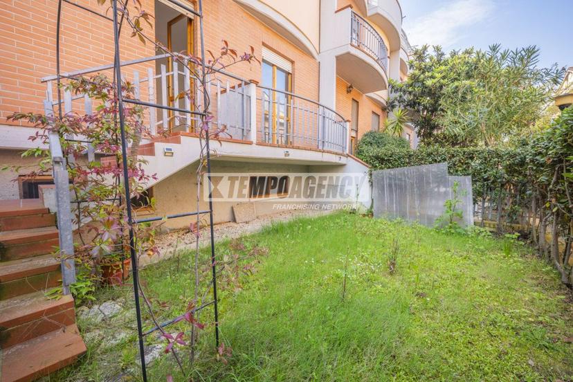 Casa indipendente in Via Le Grazie, Corridonia — foto 3 di 5