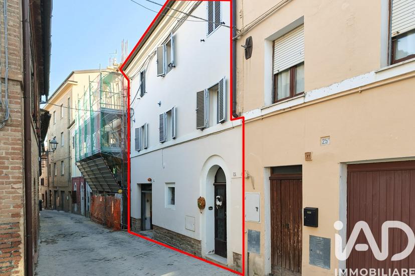 Casa indipendente in Via Montecavallo 35, Tolentino — foto 3 di 5