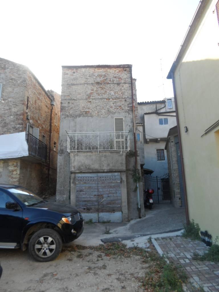 Casa indipendente in Largo Monterone, Ripatransone — foto 2 di 5