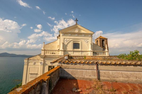 Terratetto unifamiliare in Piazza Collegiata, Anguillara Sabazia