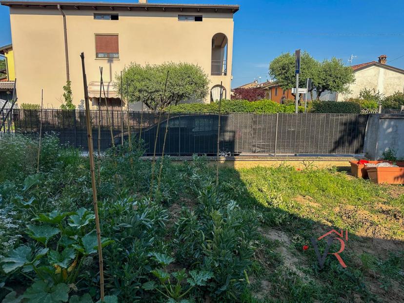 Trilocale in Via Vittorio Veneto, Dello — foto 3 di 5
