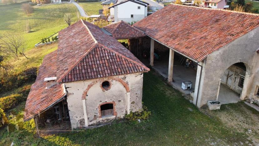 Villa, Brogliano — foto 5 di 5