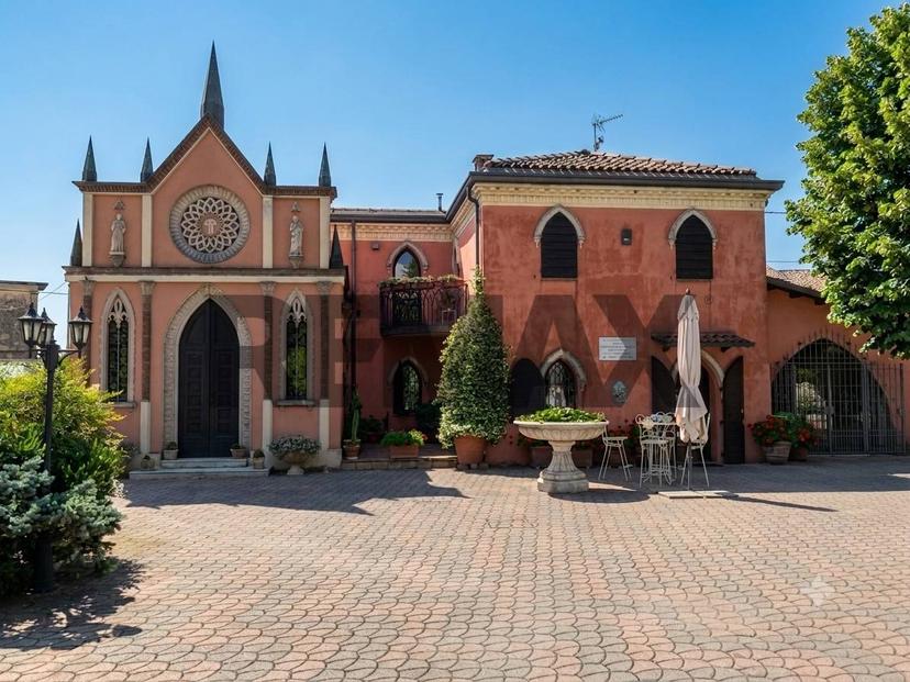 Villa in Piazza S. Pio X 11, Goito — foto 5 di 5