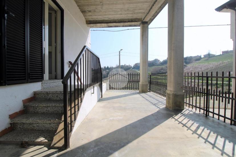 Casa indipendente in Località Bertelli 153, Montaldo Roero — foto 2 di 5