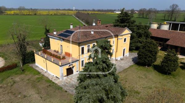 Cascina in Località Monteguzzo, Borghetto Lodigiano — foto 3 di 5