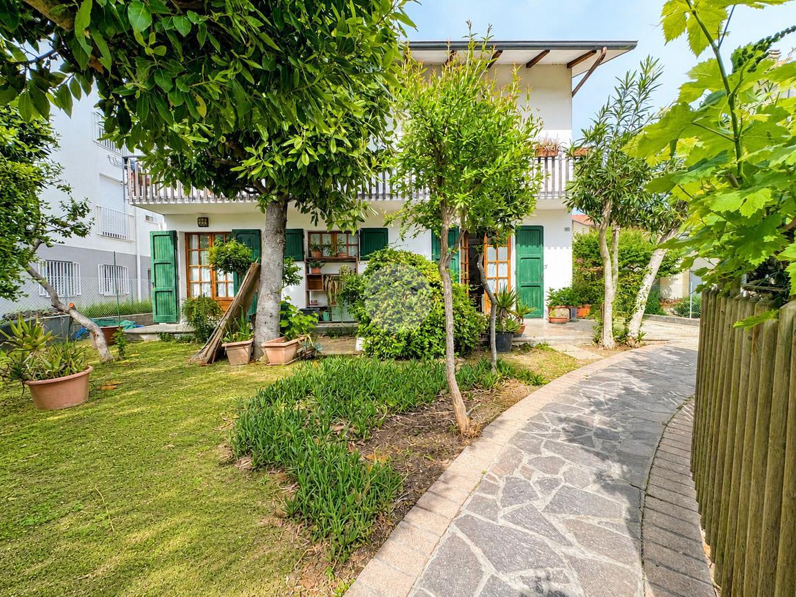 Villa in Via Morigi 5, San Mauro Pascoli