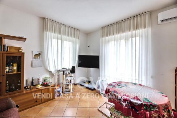 Trilocale in Via Dobbiaco 37a, Induno Olona