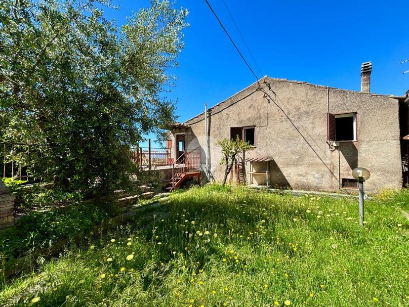 Casa indipendente in Vocabolo Colle Tarocco, Calvi dell'Umbria — foto 3 di 5