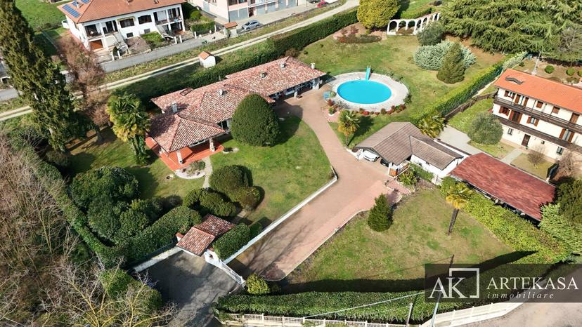 Villa in Frazione Gagnano, Borgo Ticino — foto 3 di 5