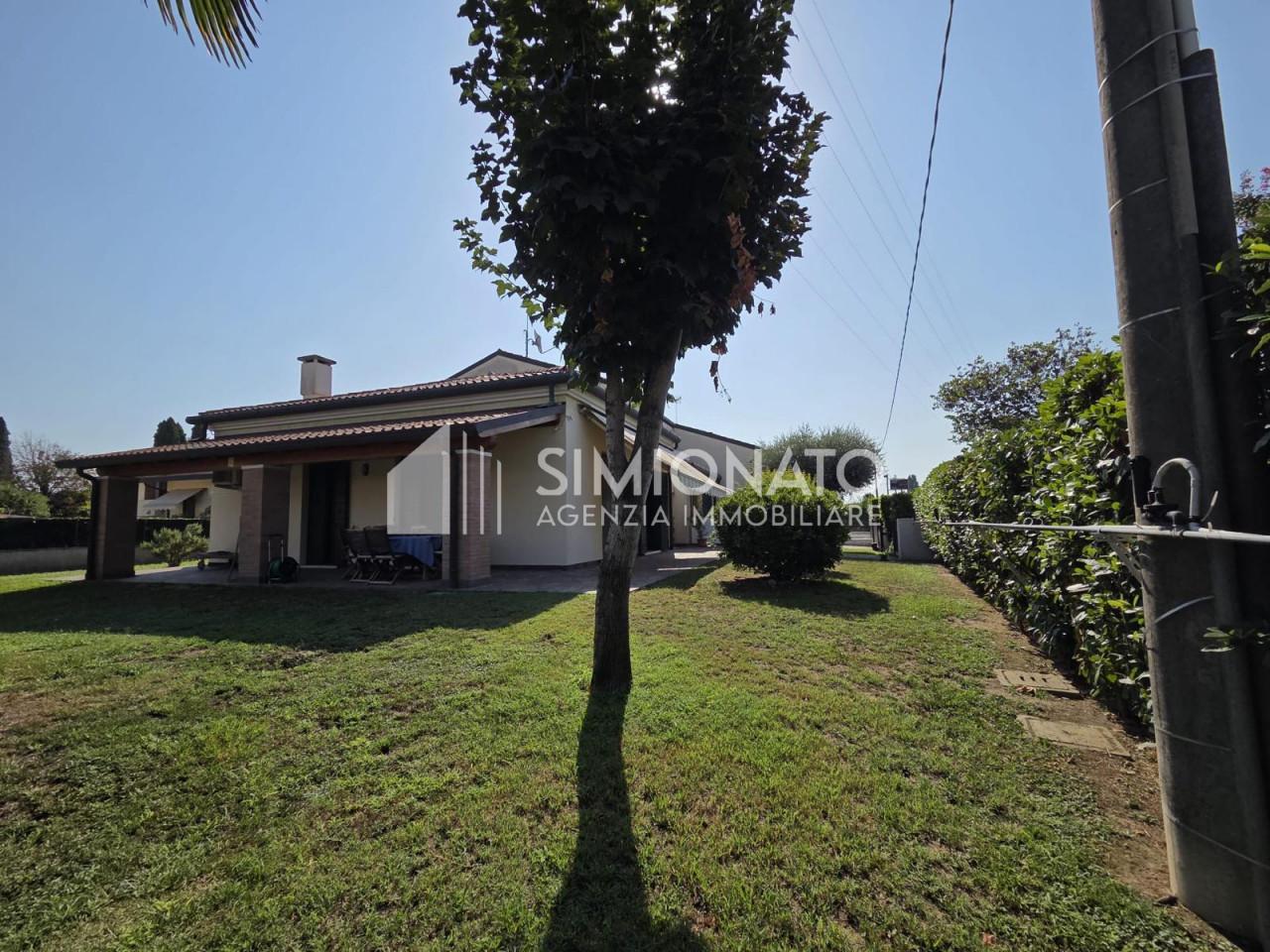 Villa in Via Esuli Giuliano Dalmati, Spinea