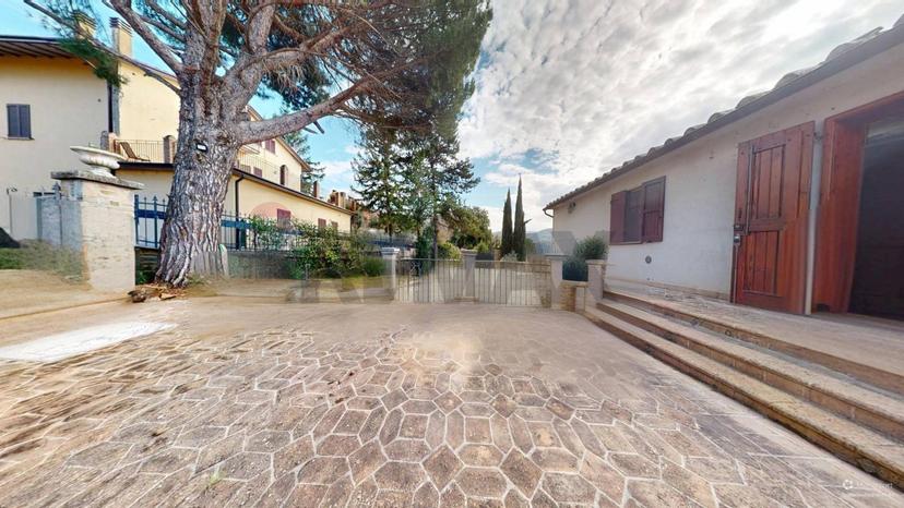 Villa in Via San Bernardino 26, Bettona — foto 2 di 5