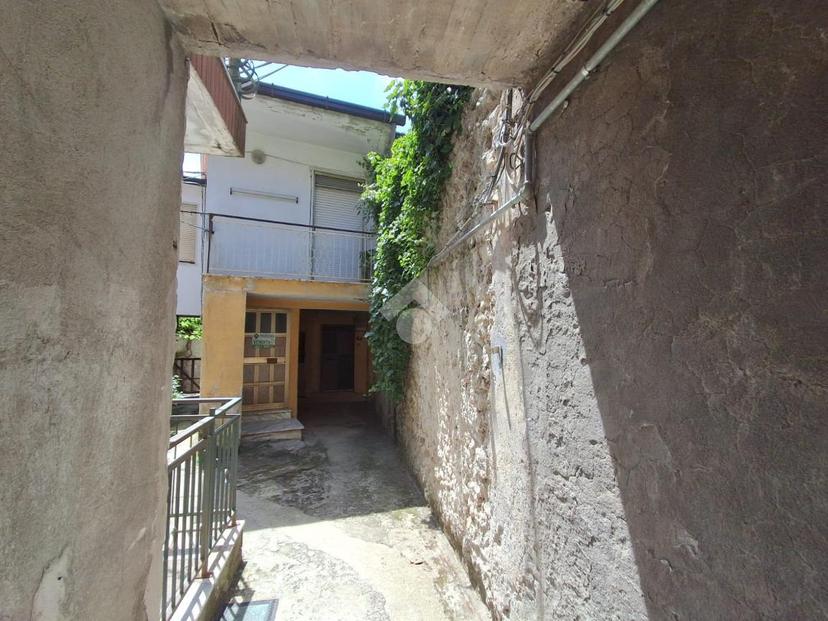 Trilocale in Via Generale G. Fricchione 64, Grottolella — foto 2 di 5