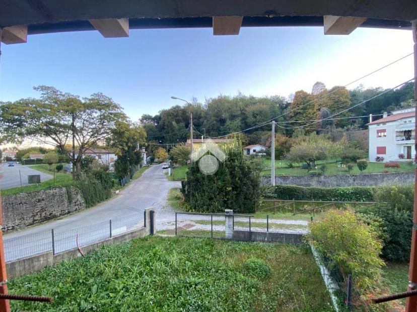 Villa in Via Monte Grappa 12, Cornuda — foto 2 di 5