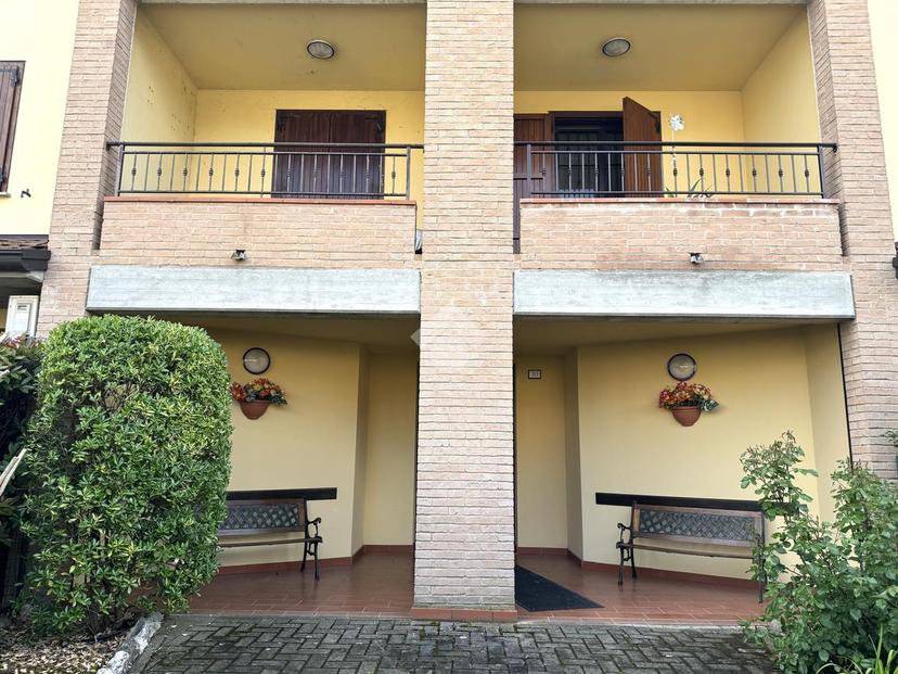 Trilocale in Via Seneca 30, Reggio nell'Emilia