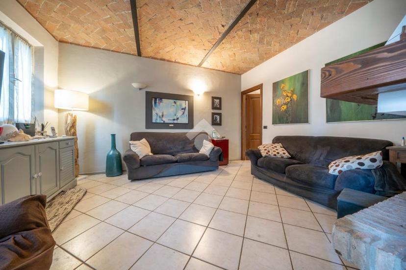Villa in Via per Rubiera 20, San Martino in Rio