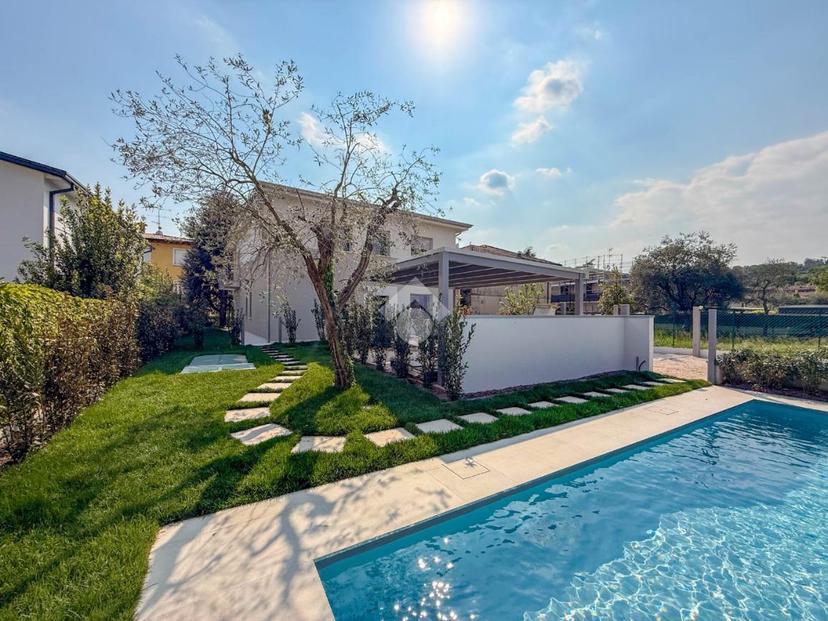 Villa in Via Piave, Padenghe sul Garda — foto 4 di 5