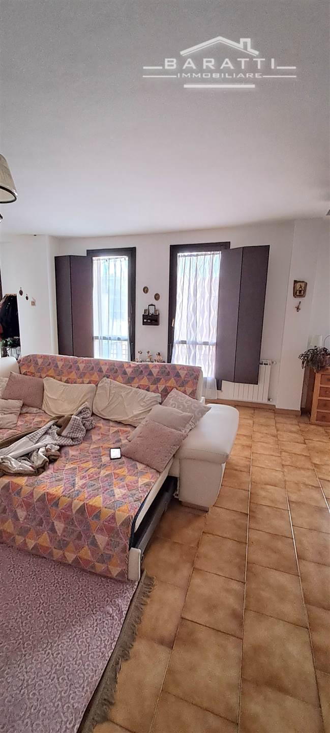 Appartamento, Ostiglia — foto 3 di 5