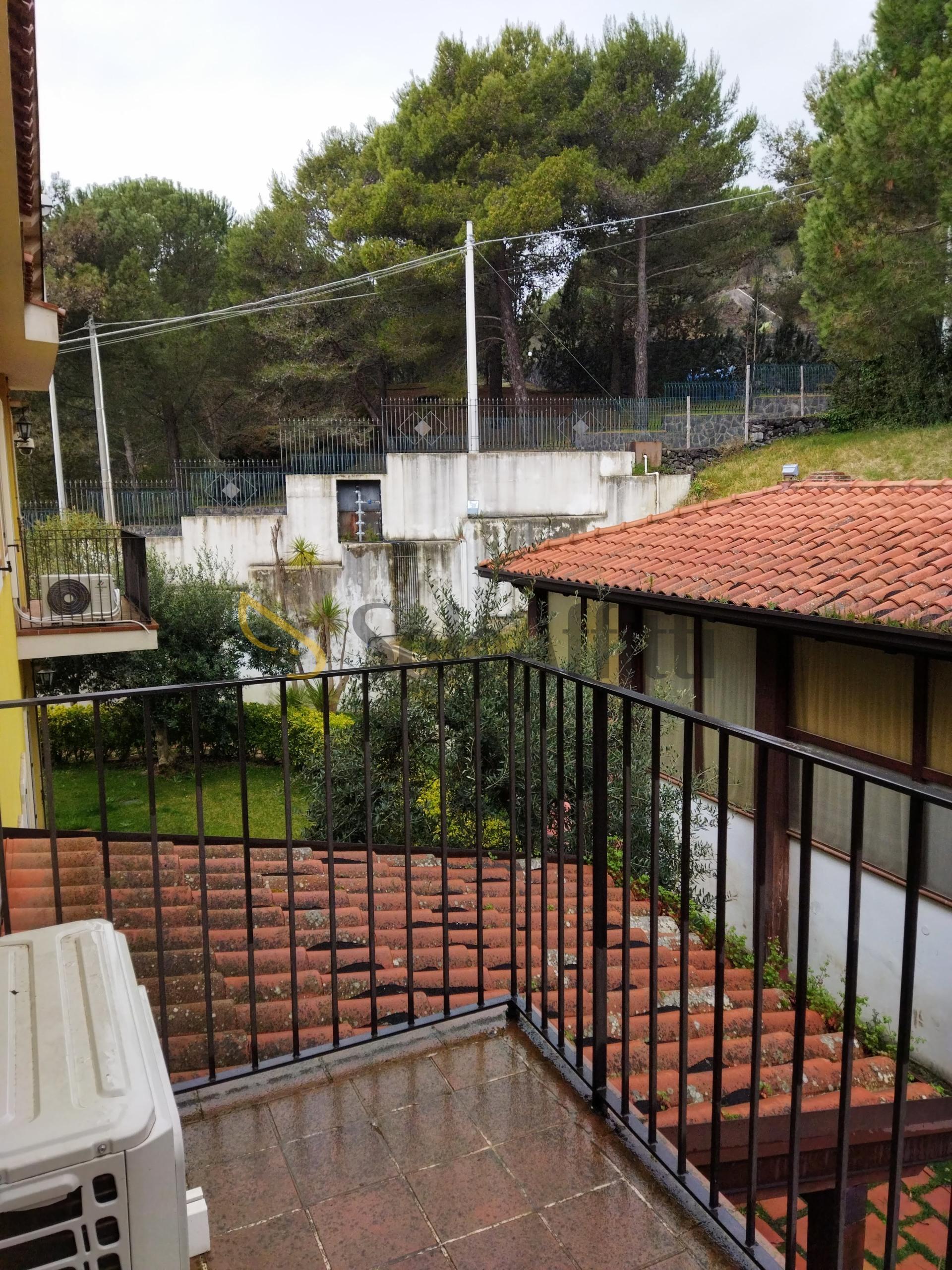 Trilocale in Via Annibale di Francia Mons 20, Nicolosi