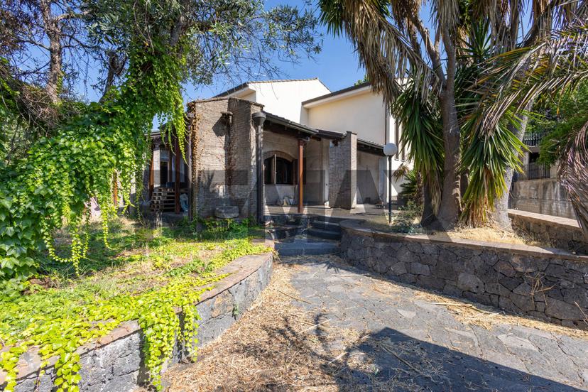 Villa in Via della Costituzione 14, Trecastagni — foto 3 di 5