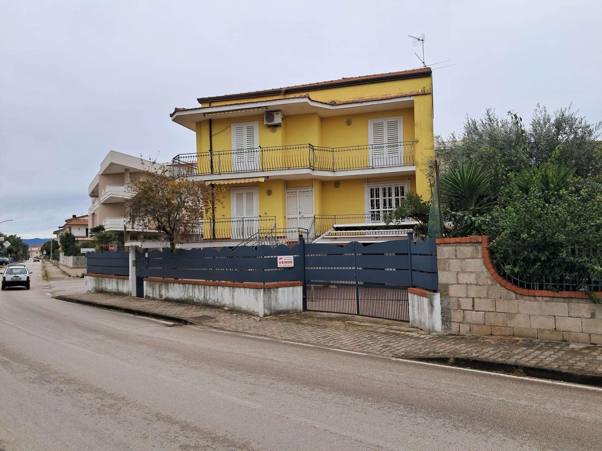 Villa unifamiliare in Via G. Merola, Sparanise