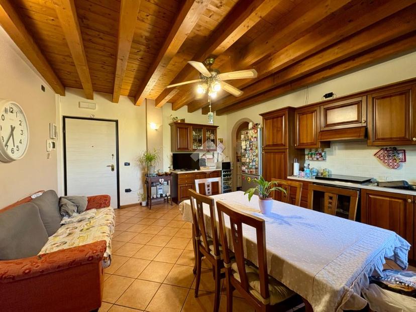 Trilocale in Viale Europa 69, Cazzago San Martino — foto 4 di 5