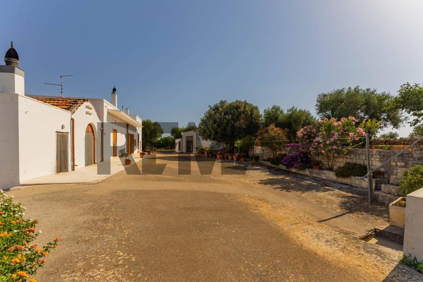 Villa in Contrada Laire 2, Alberobello — foto 3 di 5