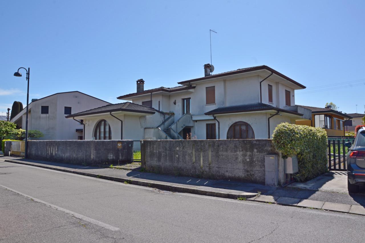 Casa indipendente in Via Giacomo Leopardi 7 Tombolo, Tombolo
