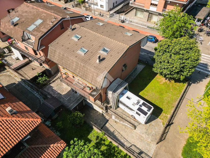 Villa in Via Giolitti 32, Grugliasco — foto 2 di 5