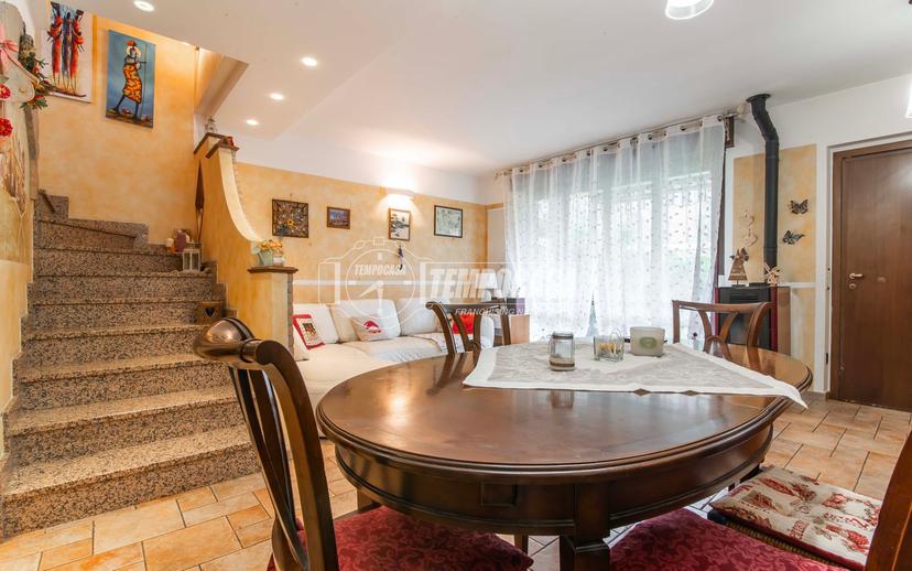 Villa a schiera, Fenegrò — foto 5 di 5