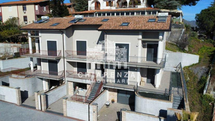 Villa a schiera, Trecastagni — foto 3 di 5