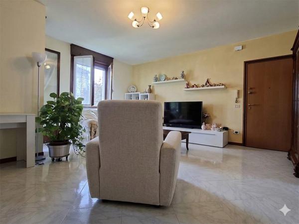 Trilocale in Via Ezio Vanoni, Torrile